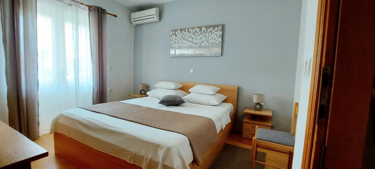 Apartments Marijana Rab Town Habitación foto